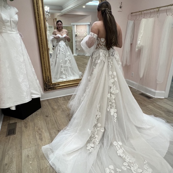 Morilee Wedding Dress - Picture 5 of 6